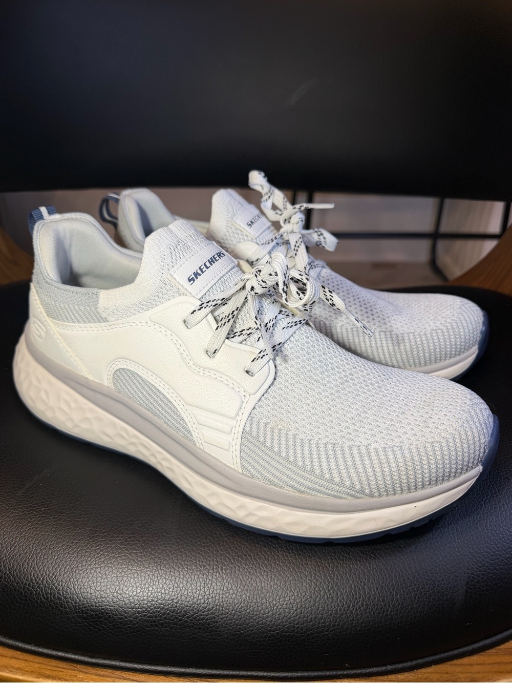 Skechers USA Men's Lancer-Dalton Sneaker White Men’s Sz 8.5 US like new